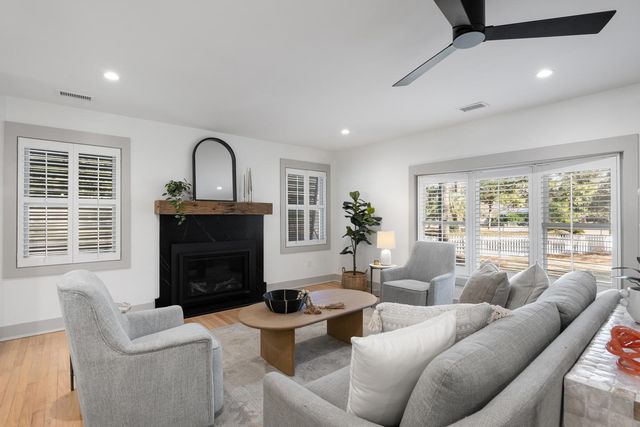 412 Palm Street, Mount Pleasant, SC 29464