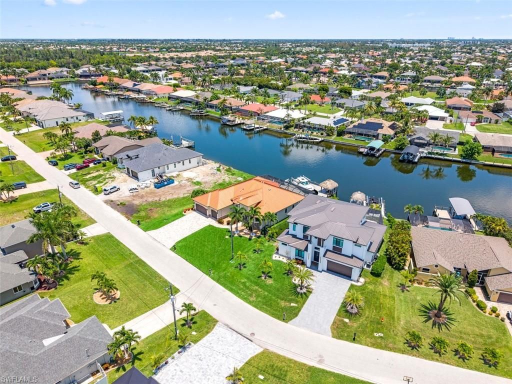 2639 29th AVE, CAPE CORAL, FL 33914 — photo 2