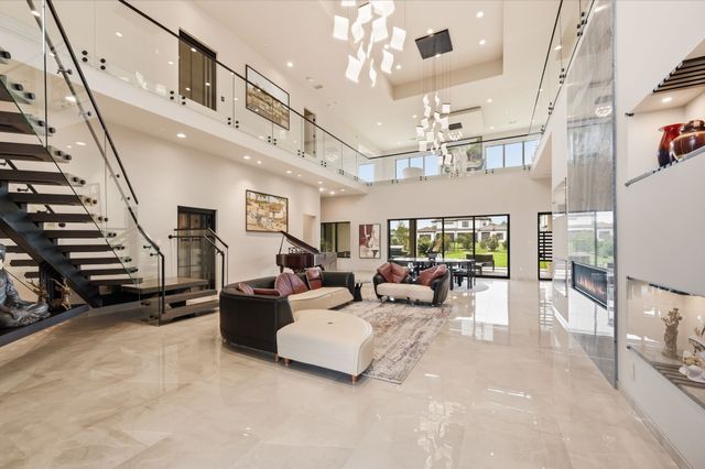 712 Crescent Heights, Southlake, TX 76092