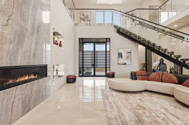 712 Crescent Heights, Southlake, TX 76092