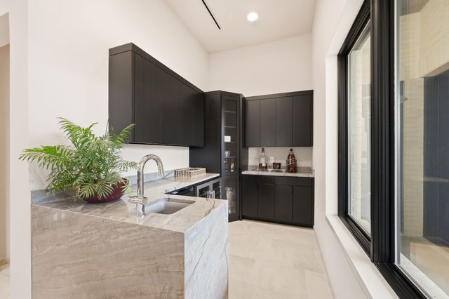 712 Crescent Heights, Southlake, TX 76092