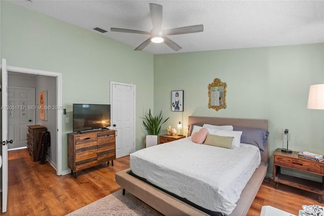 9928 NW 57th Manor, Coral Springs, FL 33076