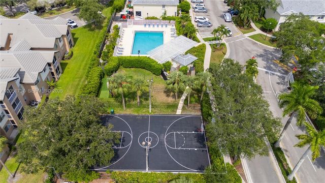 9928 NW 57th Manor, Coral Springs, FL 33076
