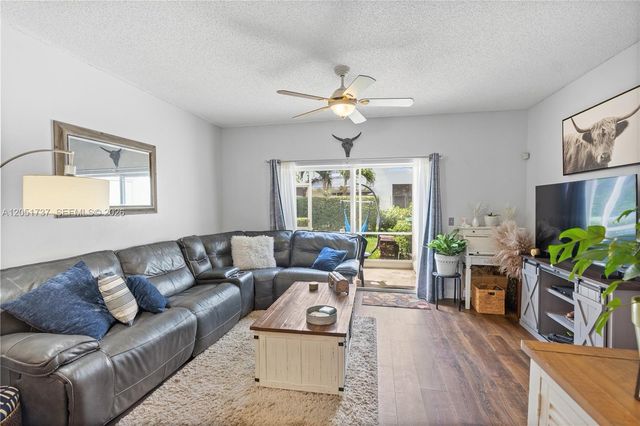 9928 NW 57th Manor, Coral Springs, FL 33076
