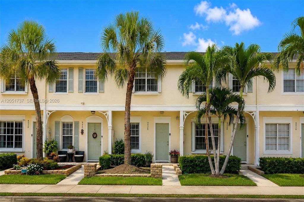 9928 NW 57th Manor, Coral Springs, FL 33076