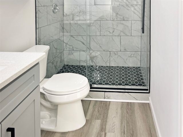 404 S San Marcos Street, Whitney, TX 76692