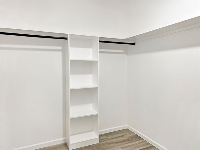 404 S San Marcos Street, Whitney, TX 76692