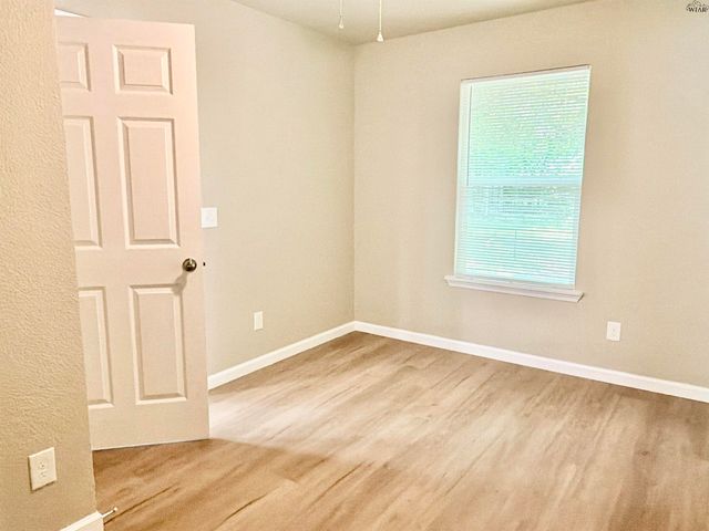 20 SARA SUE LANE, Wichita Falls, TX 76302