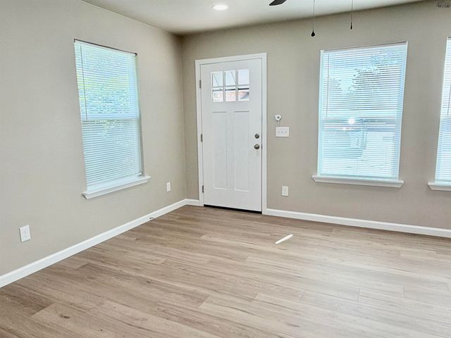 20 SARA SUE LANE, Wichita Falls, TX 76302