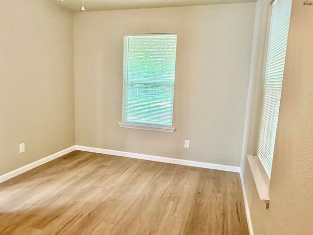 20 SARA SUE LANE, Wichita Falls, TX 76302