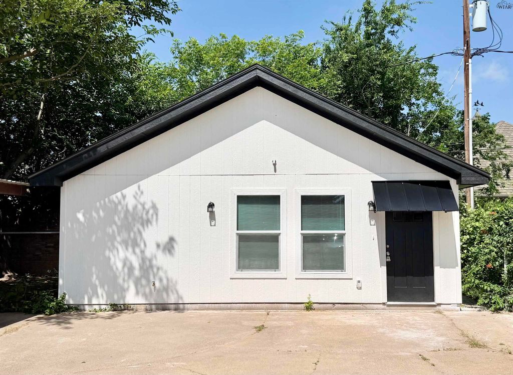 20 SARA SUE LANE, Wichita Falls, TX 76302