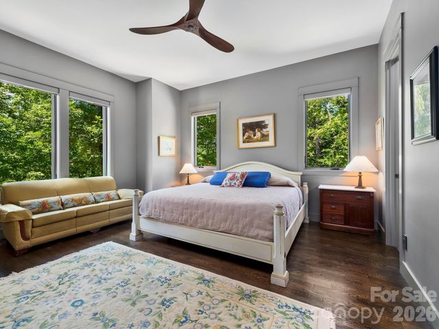 174 Dancing Wind Lane, Marshall, NC 28753