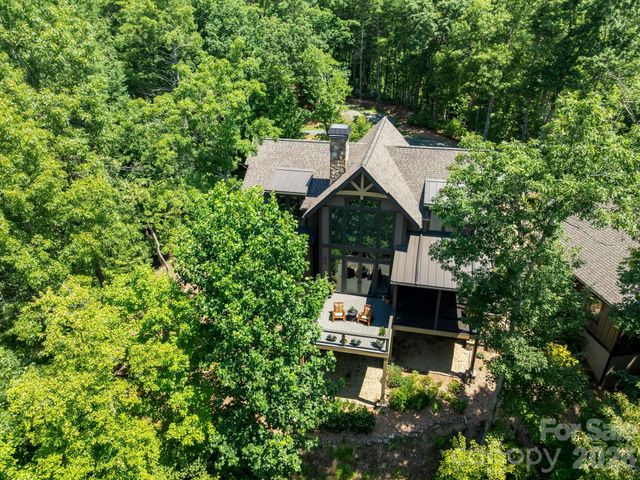 174 Dancing Wind Lane, Marshall, NC 28753