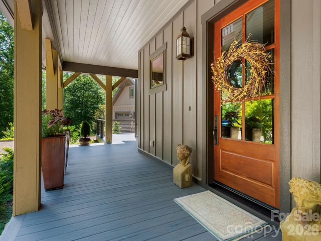 174 Dancing Wind Lane, Marshall, NC 28753