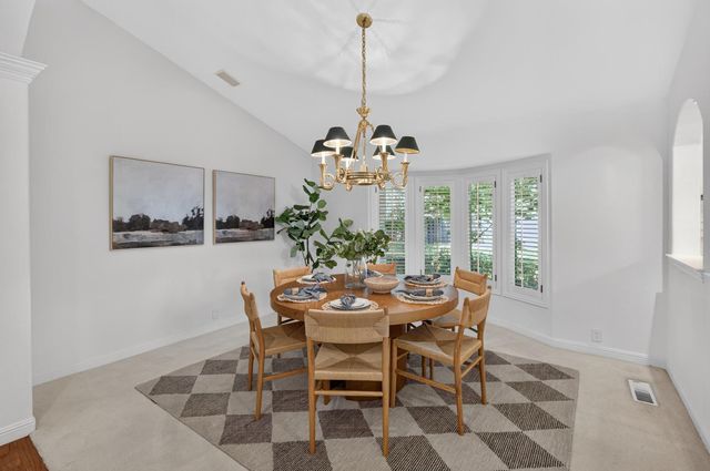 8595 Mackey Rd, Elk Grove, CA 95624