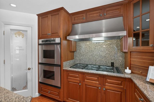 8595 Mackey Rd, Elk Grove, CA 95624