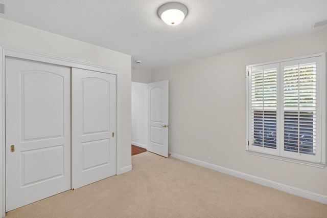 8595 Mackey Rd, Elk Grove, CA 95624