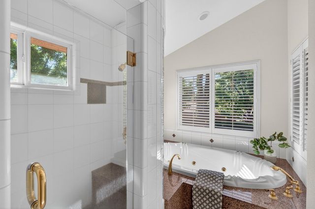 8595 Mackey Rd, Elk Grove, CA 95624