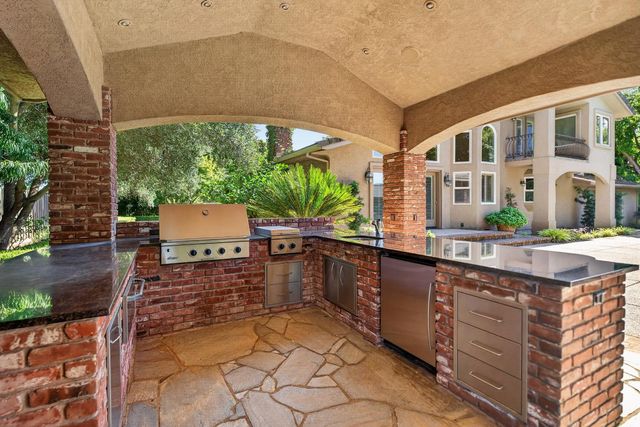 8595 Mackey Rd, Elk Grove, CA 95624