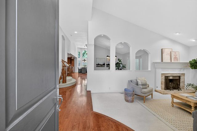 8595 Mackey Rd, Elk Grove, CA 95624