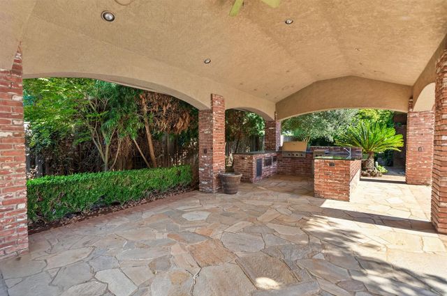 8595 Mackey Rd, Elk Grove, CA 95624