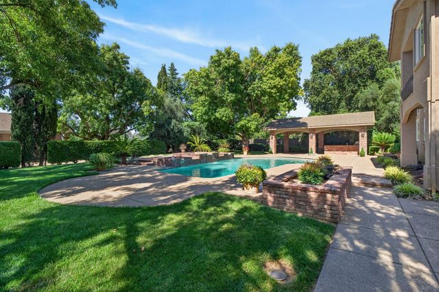 8595 Mackey Rd, Elk Grove, CA 95624