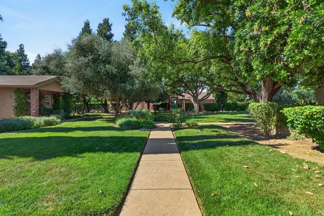 8595 Mackey Rd, Elk Grove, CA 95624