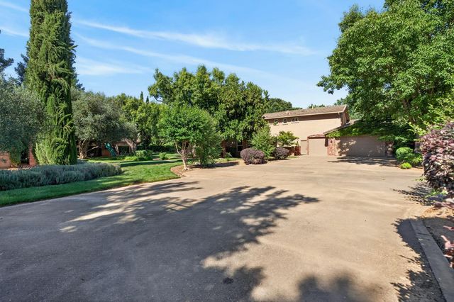 8595 Mackey Rd, Elk Grove, CA 95624