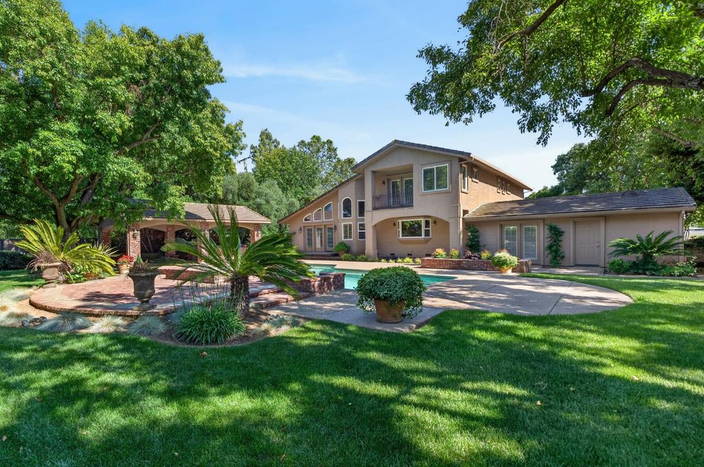 8595 Mackey Rd, Elk Grove, CA 95624