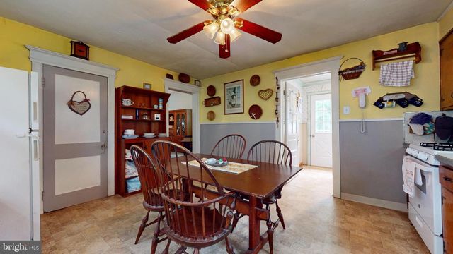 435 WASHINGTON AVE, Egg Harbor City, NJ 08215