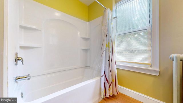 435 WASHINGTON AVE, Egg Harbor City, NJ 08215