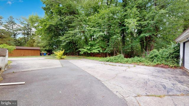 435 WASHINGTON AVE, Egg Harbor City, NJ 08215
