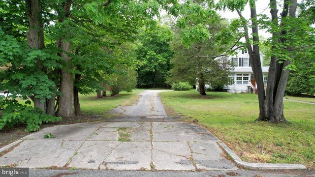 435 WASHINGTON AVE, Egg Harbor City, NJ 08215