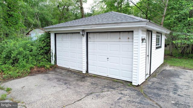 435 WASHINGTON AVE, Egg Harbor City, NJ 08215