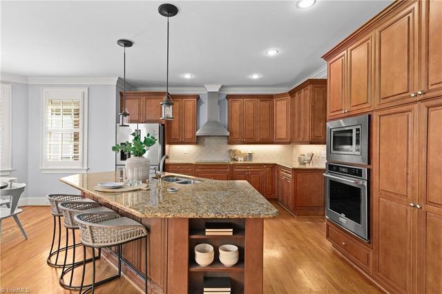 608 Oak Valley Boulevard, Advance, NC 27006