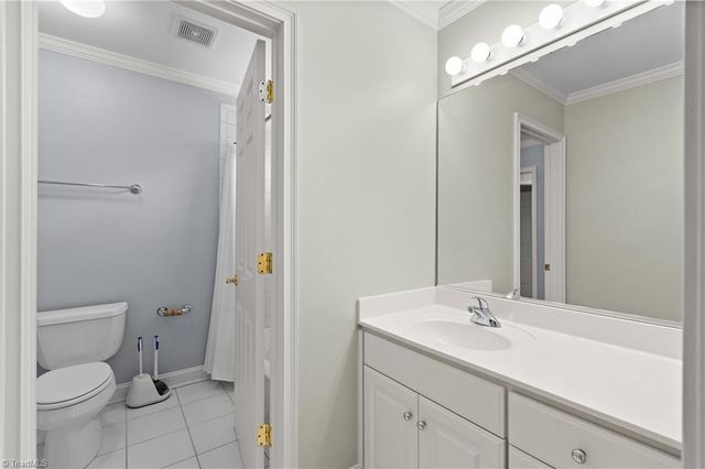 608 Oak Valley Boulevard, Advance, NC 27006