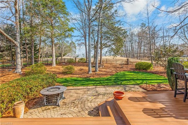 608 Oak Valley Boulevard, Advance, NC 27006