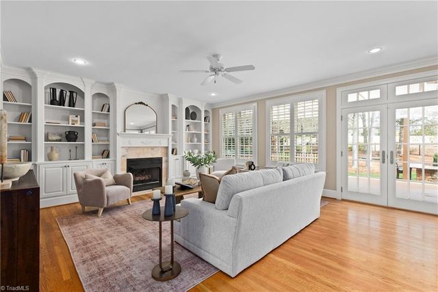 608 Oak Valley Boulevard, Advance, NC 27006