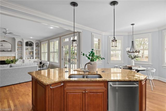 608 Oak Valley Boulevard, Advance, NC 27006