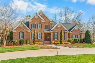 608 Oak Valley Boulevard, Advance, NC 27006