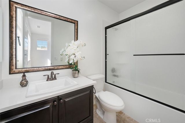 22384 Riverstream Court, Saugus, CA 91350