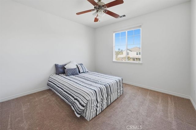 22384 Riverstream Court, Saugus, CA 91350