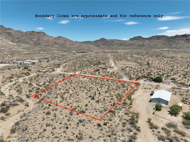 000 S Kofa Road, Golden Valley, AZ 86413