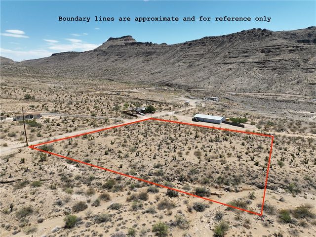 000 S Kofa Road, Golden Valley, AZ 86413