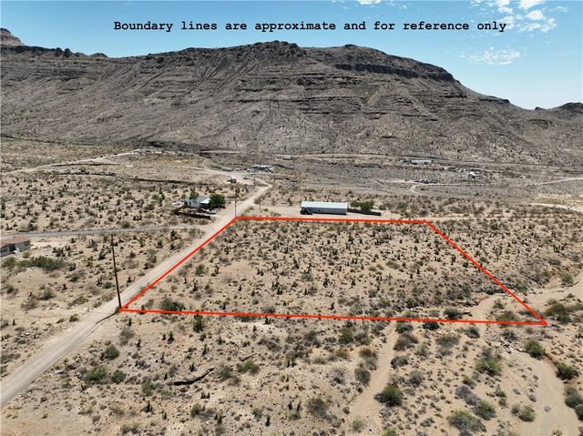 000 S Kofa Road, Golden Valley, AZ 86413