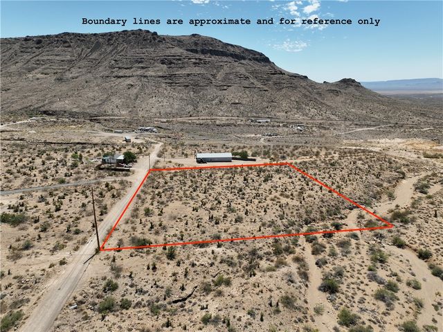 000 S Kofa Road, Golden Valley, AZ 86413