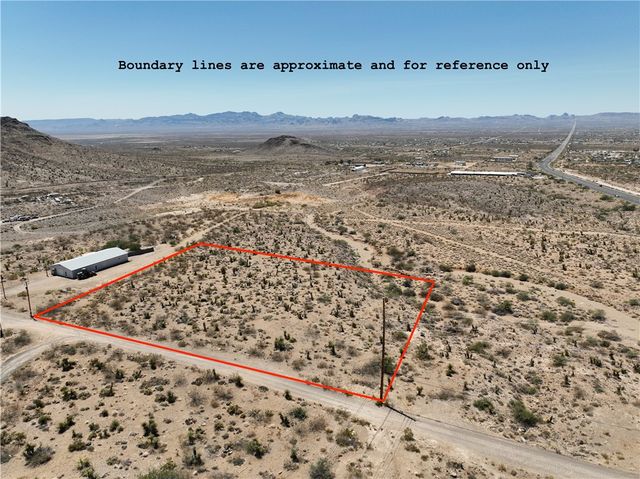 000 S Kofa Road, Golden Valley, AZ 86413