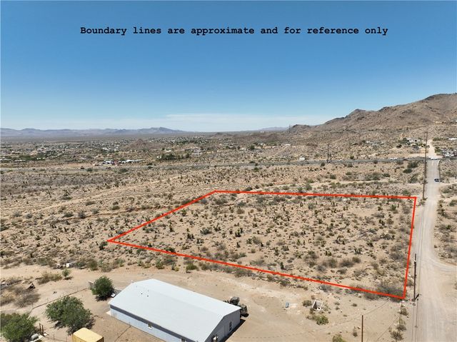 000 S Kofa Road, Golden Valley, AZ 86413