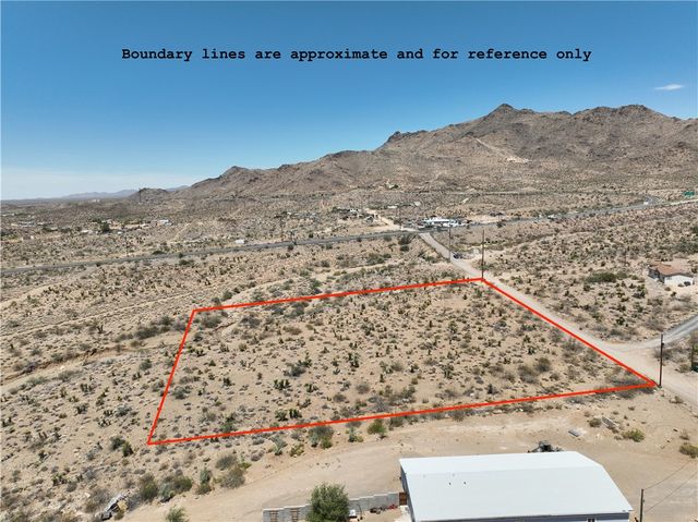 000 S Kofa Road, Golden Valley, AZ 86413