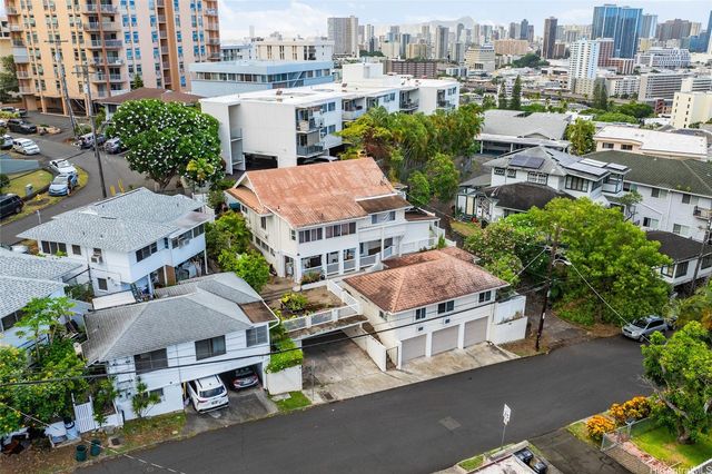 1559 Magazine Street, Honolulu, HI 96822